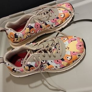 Sketchers slip resistant sneakers